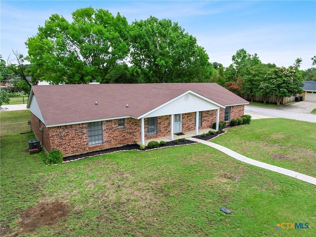 8704 Trailridge Dr, Temple, TX 76502 - ranch-style home with brick siding