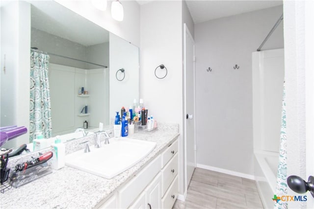 3605 Pleasing Cir, Killeen, TX 76542 - full bath featuring vanity and shower / bath combo