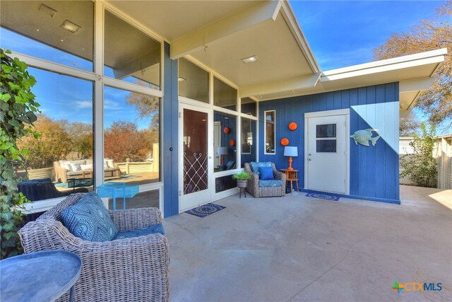 view of patio / terrace featuring an outdoor hangout area