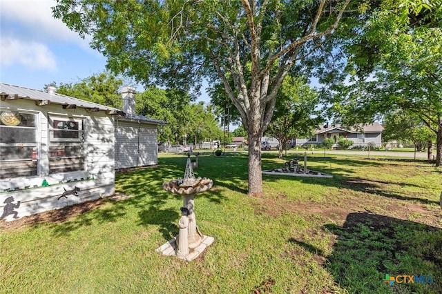 134 Daisy Ln, Whitney, TX 76692 - view of yard