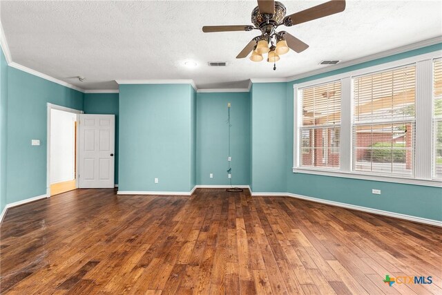 803 S Converse St, Flatonia, TX 78941 - spare room featuring hardwood / wood-style flooring, a ceiling fan, crown molding, and a textured ceiling