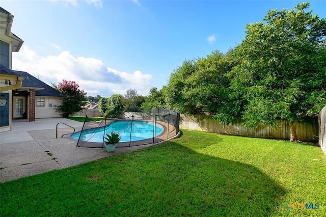 512 Gazelle Trl, Harker Heights, TX 76548 - view of swimming pool featuring a fenced backyard and a patio area