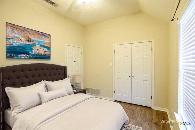 512 Gazelle Trl, Harker Heights, TX 76548 - bedroom featuring wood finished floors, vaulted ceiling, a closet, and a ceiling fan