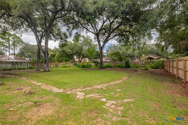 105 Creekside Dr, Victoria, TX 77904 - view of fenced backyard