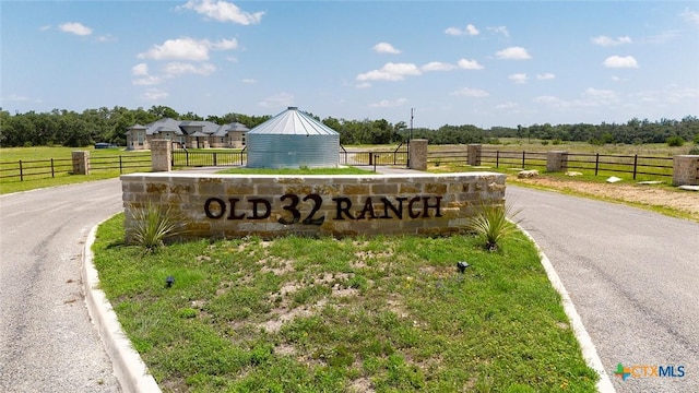 670 Windmill Ridge Dr, Blanco, TX 78606 - photo 2