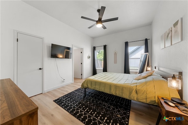 4810 Stone Pointe Dr, Temple, TX 76502 - bedroom featuring light wood finished floors and ceiling fan