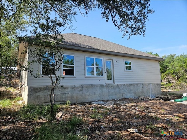 1645 Pecan Cir, Canyon Lake, TX 78133 - rear view of property