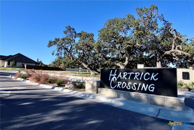 5715 Sparrow Ct, Temple, TX 76502 - view of community sign