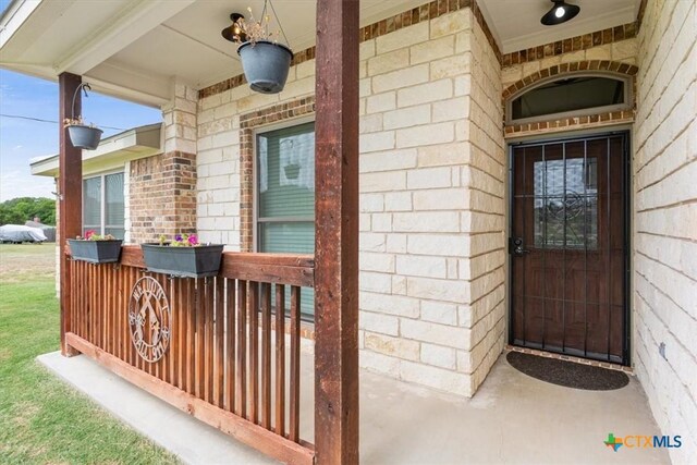 1129 Wren Cir, Copperas Cove, TX 76522 - property entrance with brick siding
