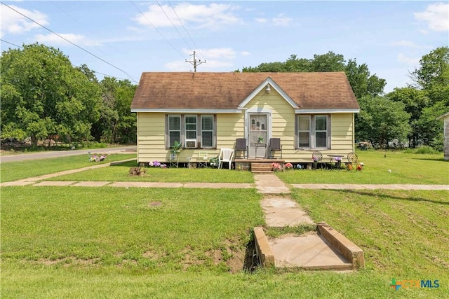 304 W Burnett, Calvert, TX 77837 - photo 1
