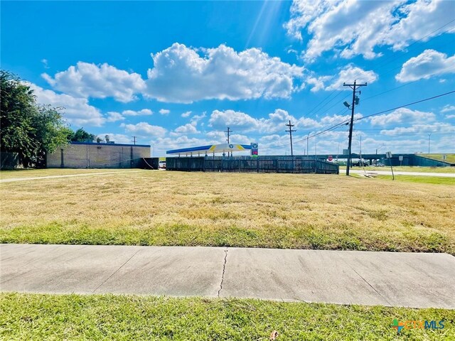 7002 Nursery Dr, Victoria, TX 77904 - photo 3
