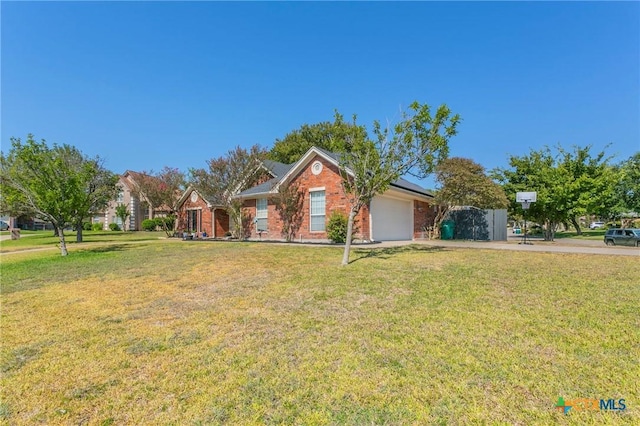 single story home with a front yard