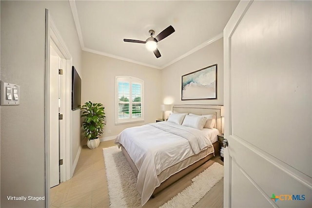 1127 Redleaf Dr, Nolanville, TX 76559 - bedroom featuring crown molding, baseboards, and a ceiling fan