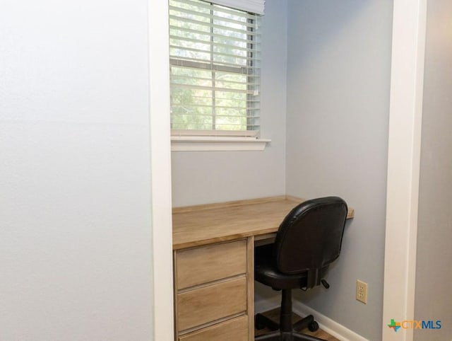 3309 Cottonwood Ln, Temple, TX 76502 - office space featuring baseboards
