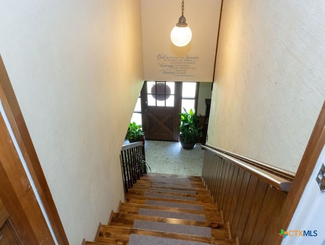 3309 Cottonwood Ln, Temple, TX 76502 - stairway with a towering ceiling