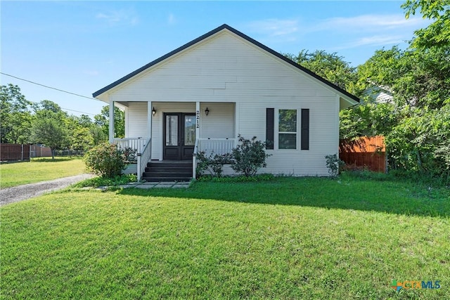 2212 Clay Ave, Waco, TX 76706 - bungalow-style home with covered porch