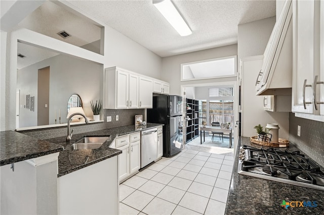 8204 Cahill Dr, Austin, TX 78729 - photo 13