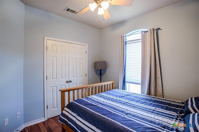 2406 Peace Pipe Cir, Copperas Cove, TX 76522 - bedroom featuring dark wood-style floors, ceiling fan, baseboards, and a closet