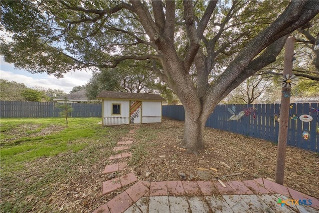 607 Topaz Ave, Seguin, TX 78155 - view of yard