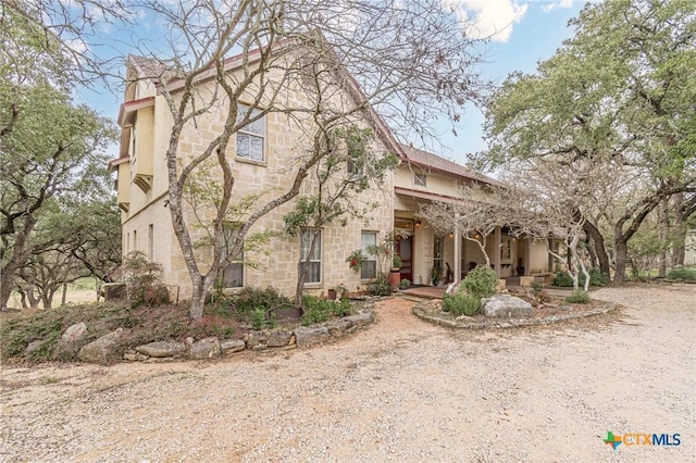 view of front of property