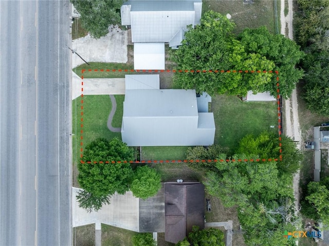 308 W Broadway St, Cuero, TX 77954