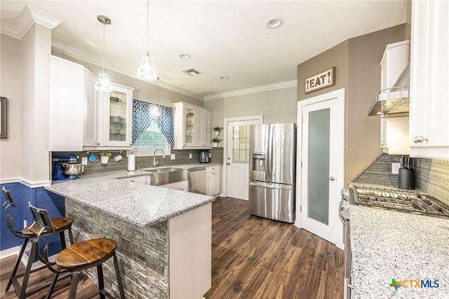 308 W Broadway St, Cuero, TX 77954