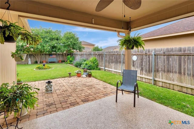 106 Cobble Stone Ct, Victoria, TX 77904 - view of patio / terrace with ceiling fan