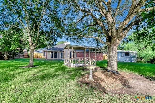 218 Sunset Dr, Victoria, TX 77901 - rear view of house