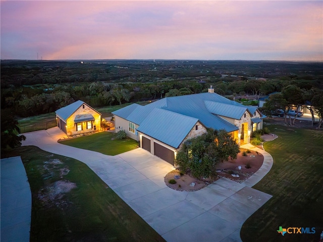 view of aerial view at dusk