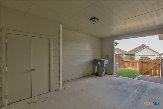 611 Westfield Blvd, Temple, TX 76502 - view of patio with fence
