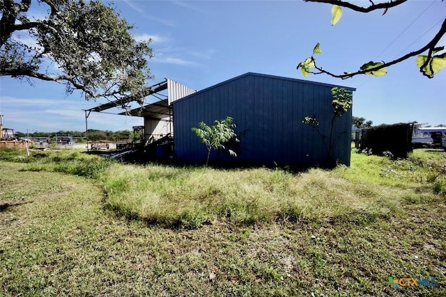 view of side of property