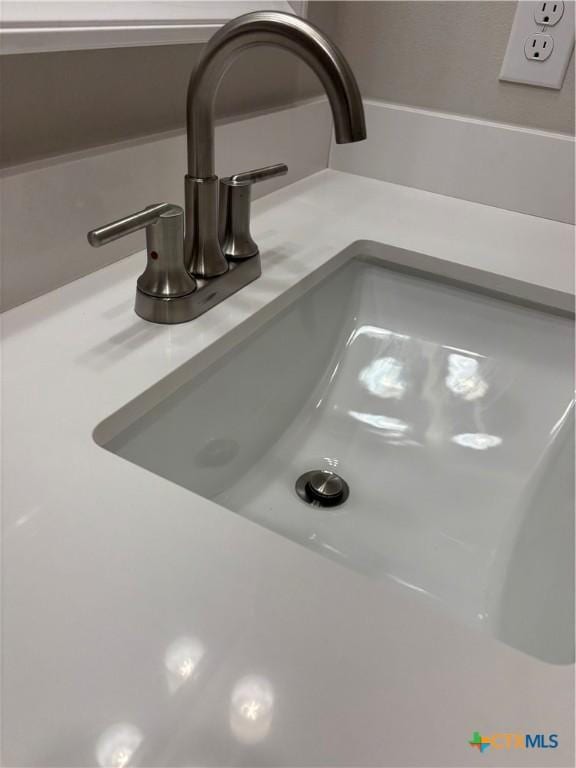837 Swallow Dr, Palacios, TX 77465 - interior details featuring a sink