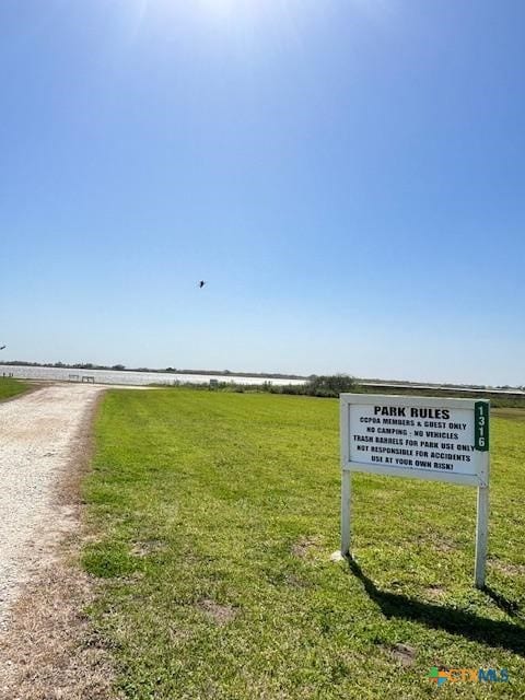 837 Swallow Dr, Palacios, TX 77465 - exterior space