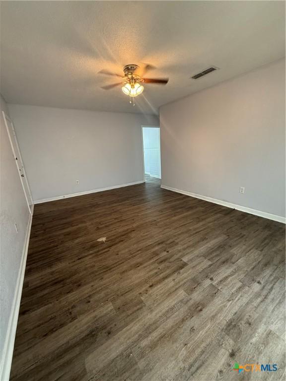 2513 Powell Dr, Gatesville, TX 76528 - photo 3