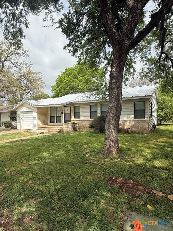 2513 Powell Dr, Gatesville, TX 76528 - photo 1