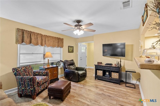 501 Hathaway St, Victoria, TX 77904 - living room featuring wood finished floors and a ceiling fan