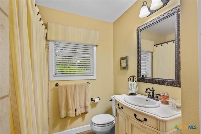 501 Hathaway St, Victoria, TX 77904 - full bath with vanity and curtained shower