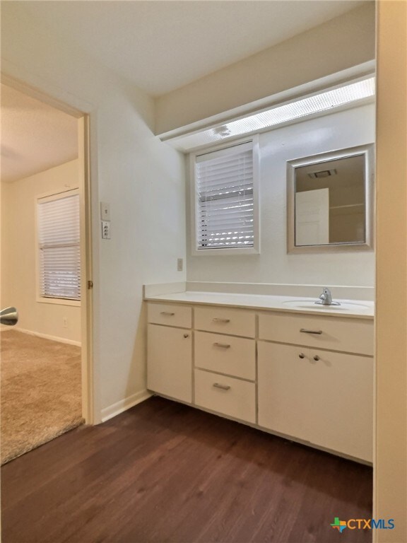 5503 Country Club Dr Unit A, Victoria, TX 77904 - photo 5