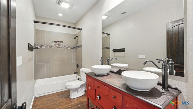 108 Santa Gertrudis Dr, Sutherland Springs, TX 78161 - photo 26