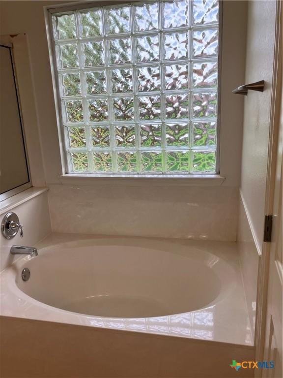 512 Constellation Dr, Killeen, TX 76542 - bathroom with a bath