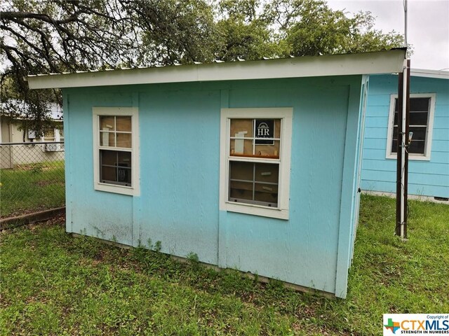 106 Beach Dr, Sunrise Beach, TX 78643 - view of outbuilding