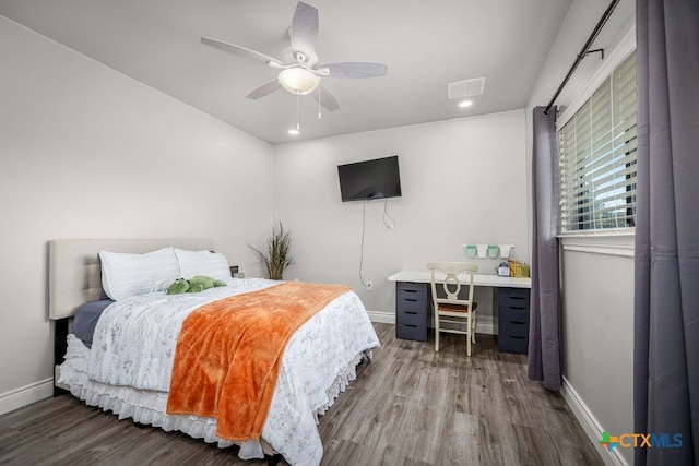 750 Cambridge Dr, New Braunfels, TX 78132 - bedroom featuring baseboards, wood finished floors, recessed lighting, and ceiling fan