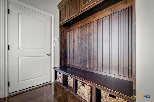 750 Cambridge Dr, New Braunfels, TX 78132 - view of mudroom