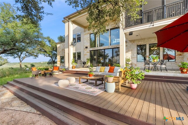 118 Sheridan Dr, Canyon Lake, TX 78133