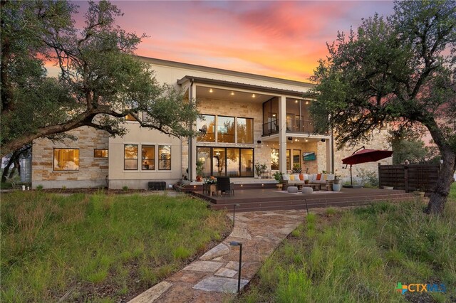 118 Sheridan Dr, Canyon Lake, TX 78133