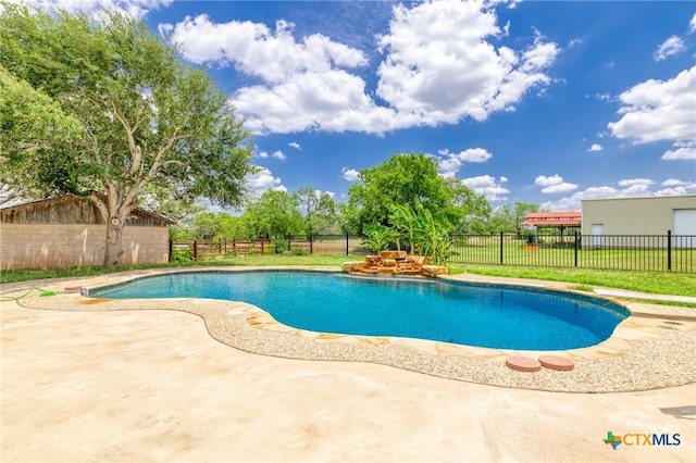 12011 Fm 1150, Luling, TX 78648 - view of pool with a fenced backyard and a patio area