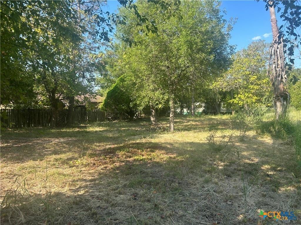 505 Crain St, Cuero, TX 77954