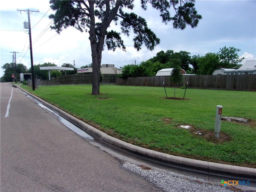 507 E River St, Victoria, TX 77901