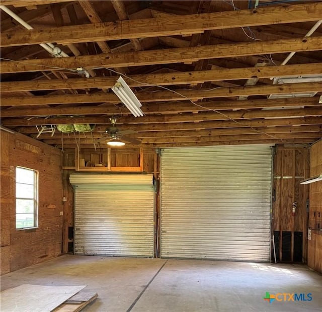 110 Edinburgh St, Victoria, TX 77904 - view of garage