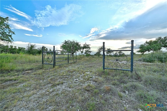 Listing photo 3 for 8019 Mount Sharp Rd, Wimberley TX 78676